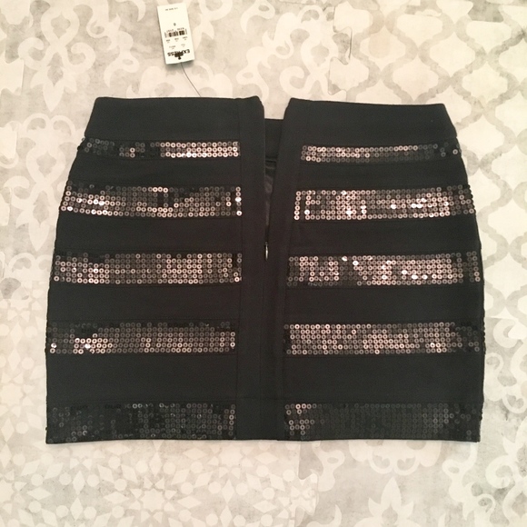 NWT Express Black Sequin Mini Skirt Size 0 - Picture 2 of 3
